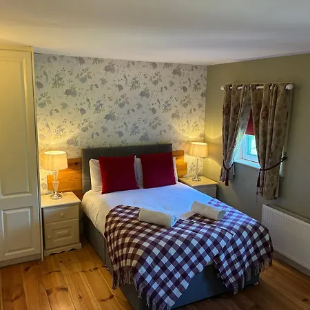 Professional & Approved Self Catering Short Term Homes Дом отдыха Мэйнут