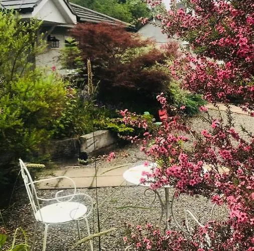 Professional & Approved Self Catering Short Term Holiday Homes 펜션